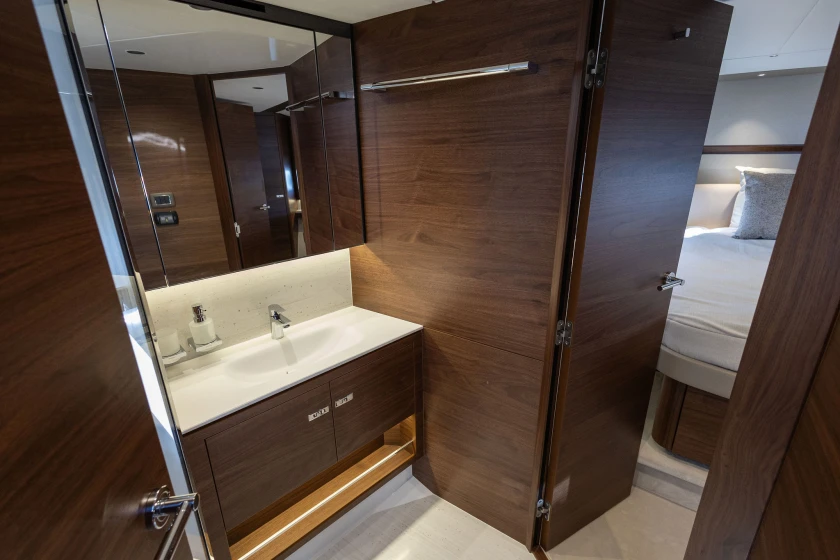 Image of f58023(22of161).jpg