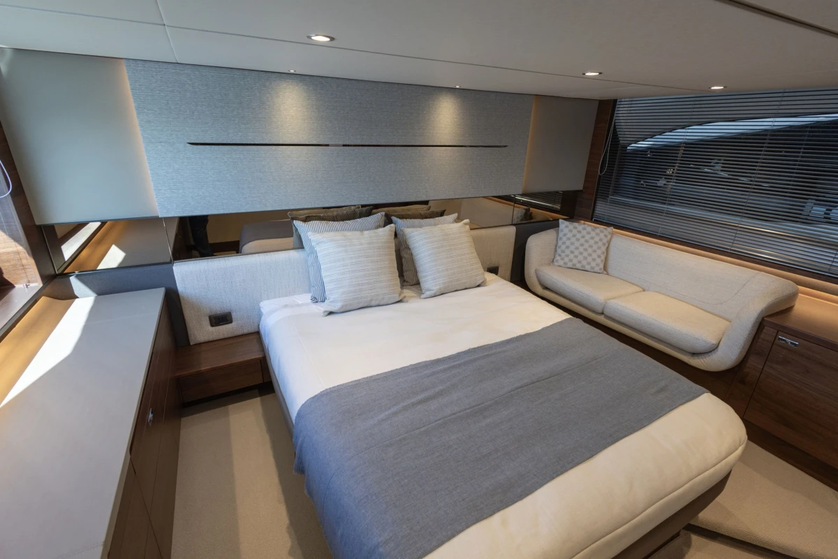 Image of Princess V55