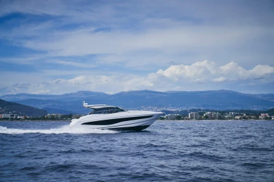 Image of Princess V50 Open