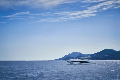 Image of Princess V50 Open