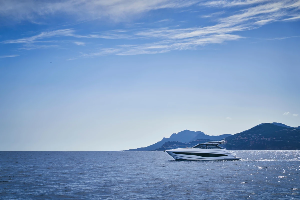 Image of Princess V50 Open