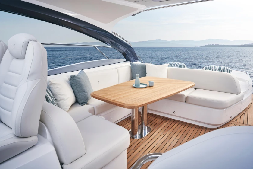 Image of jpeg-optimizer_jpeg-optimizer_v50-open-interior-deck-dinette-2022.jpg