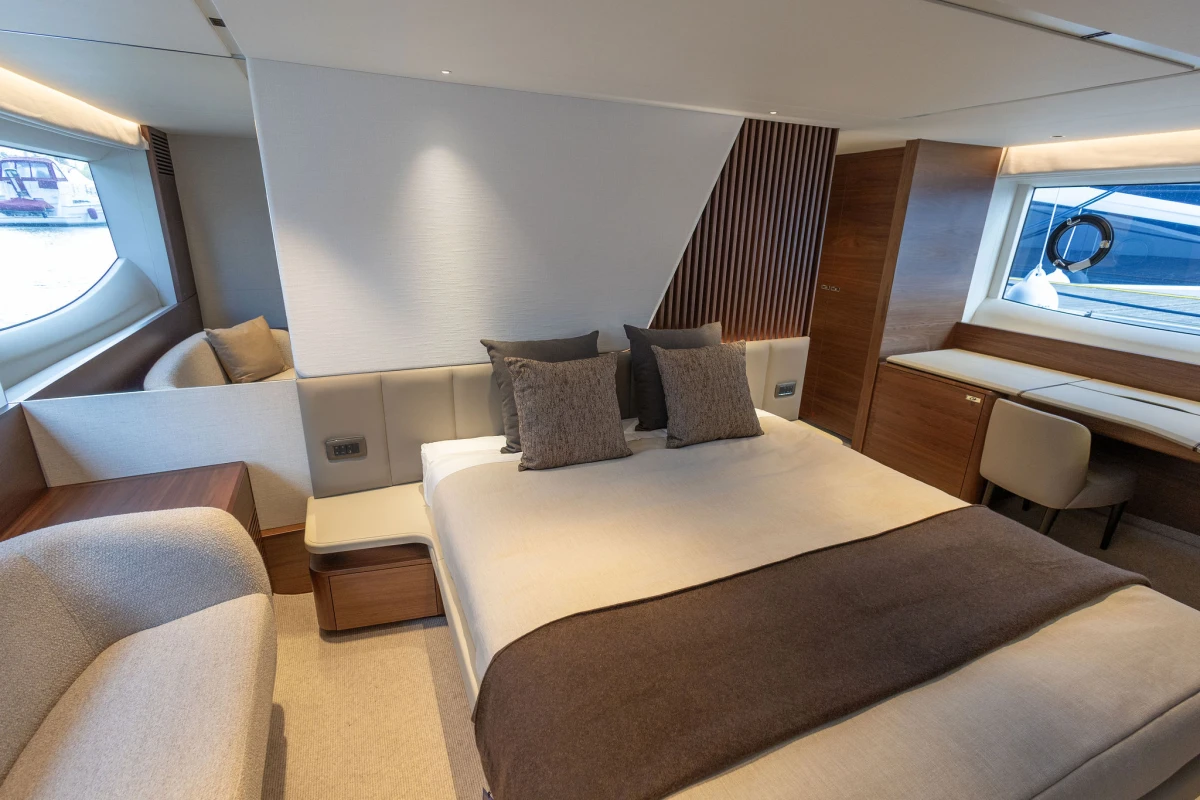 Image of Princess Y72