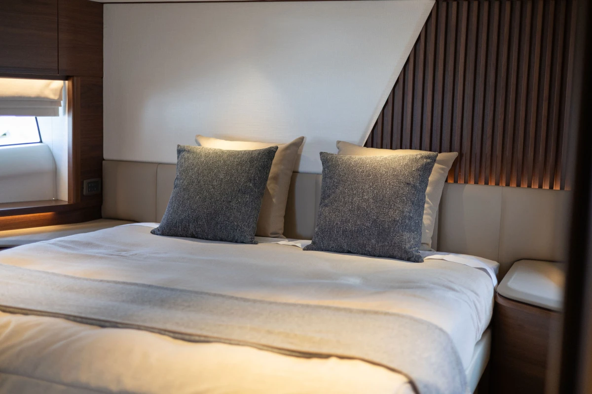 Image of Princess Y72