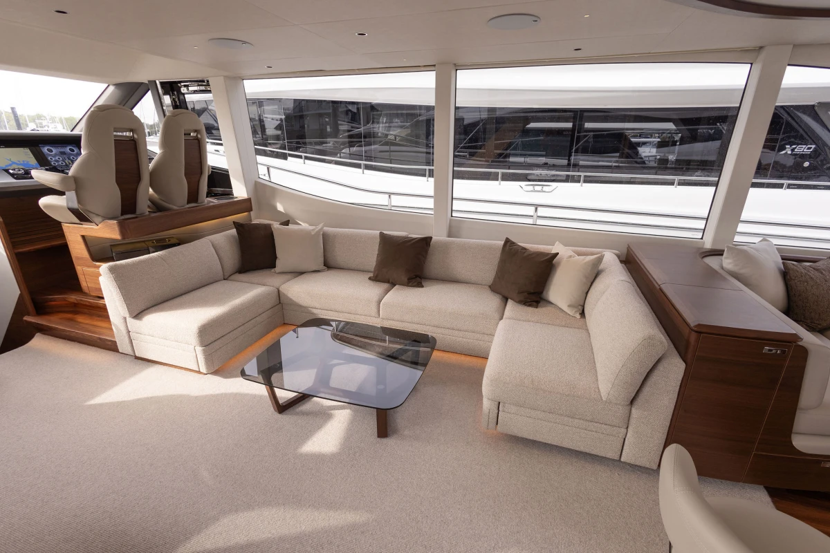 Image of Princess Y72