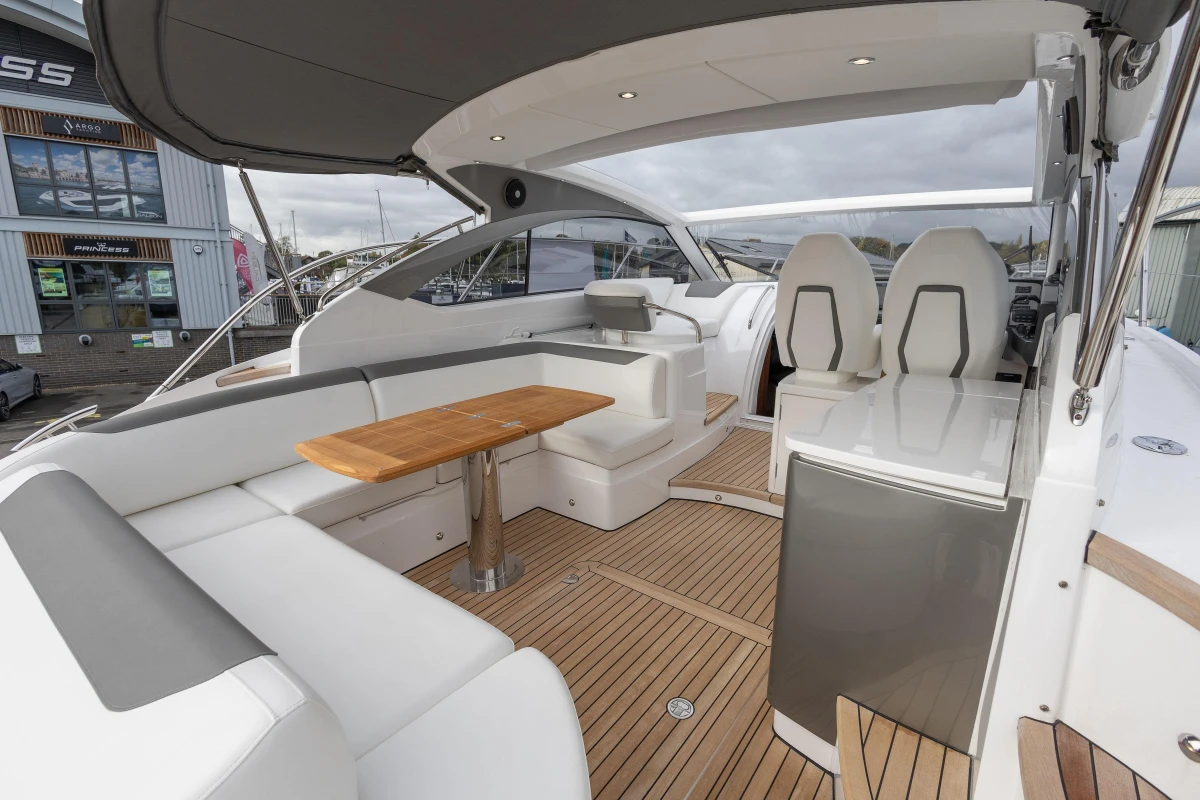 Luxurious 2024 Princess V40 yacht interior with elegant seating and modern design.