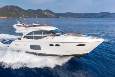 Luxury yacht Princess 49 from 2018 cruising at sea.
