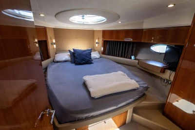 Princess V53 For Sale - Master Cabin