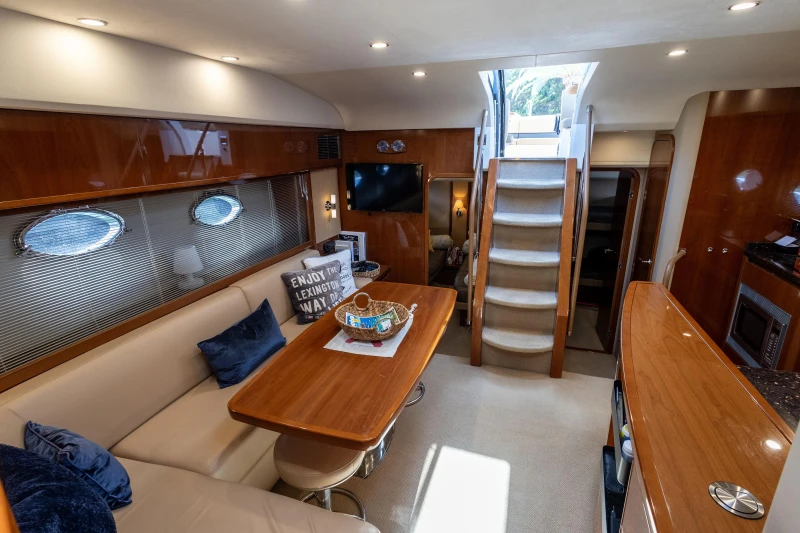 Princess V53 For Sale - Saloon