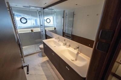 Luxurious bathroom on the 2023 Princess S72 yacht.