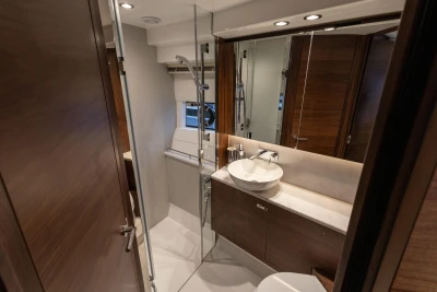 Luxurious bathroom on the 2025 Princess F50 yacht.