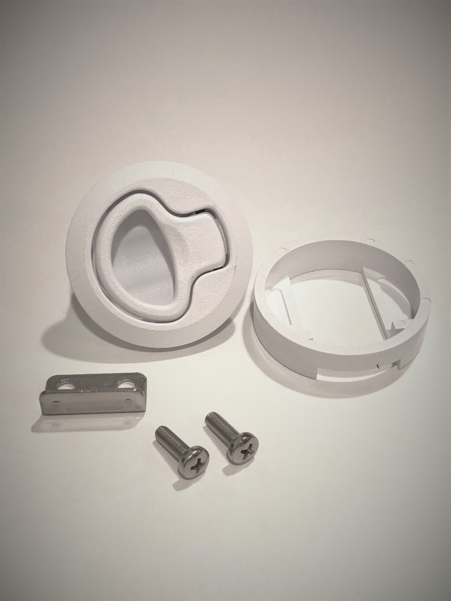 Southco Push latch white 50mm face Princess Boat Parts