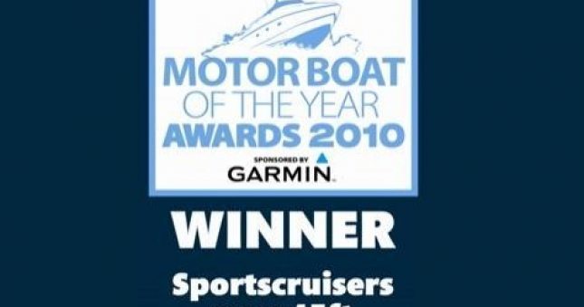 Princess V62 Recieves Boat of the Year Award