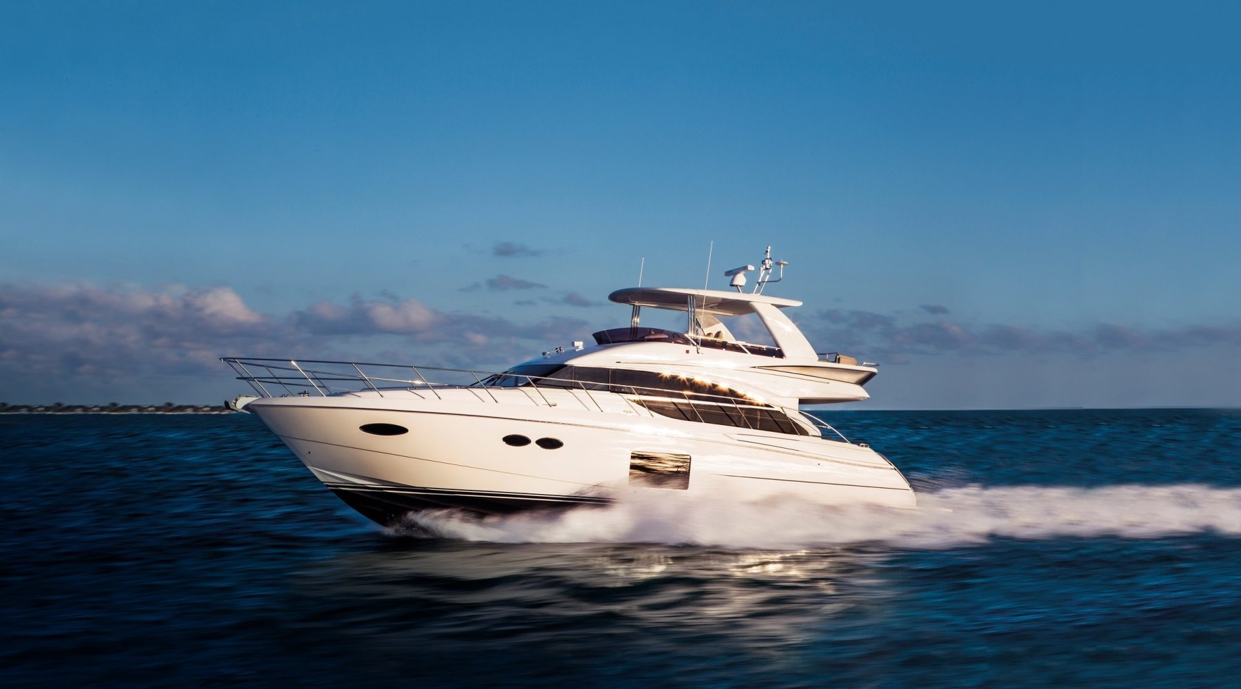 Vender o tasar mi yate Princess Motor Yacht Sales